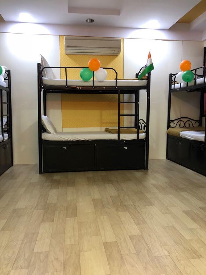 Bandra Dormitory Only For Indian Mumbai Exterior foto